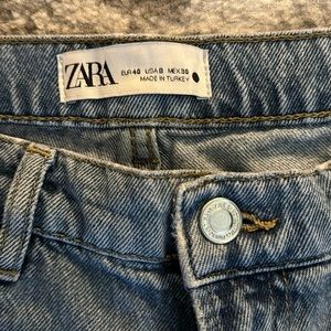 Zara jeans size 8